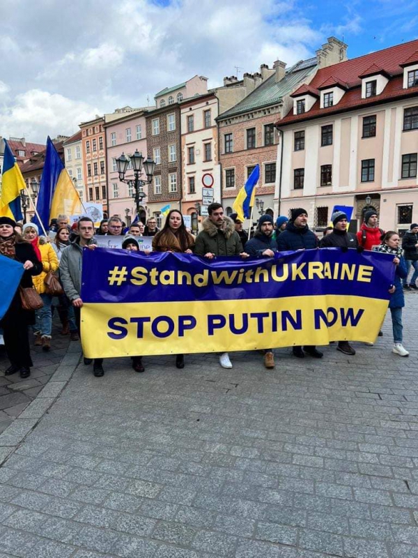 У  Польщі  відбувся  міжнародний  протест  в підтримку України